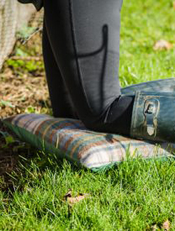 Kniekissen fuer die Gartenarbeit